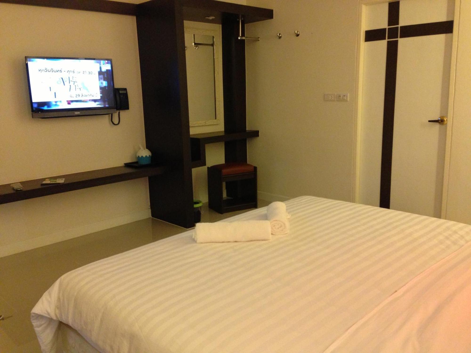 Saabpaiboon Grand Resort Ban Talat Quarto foto